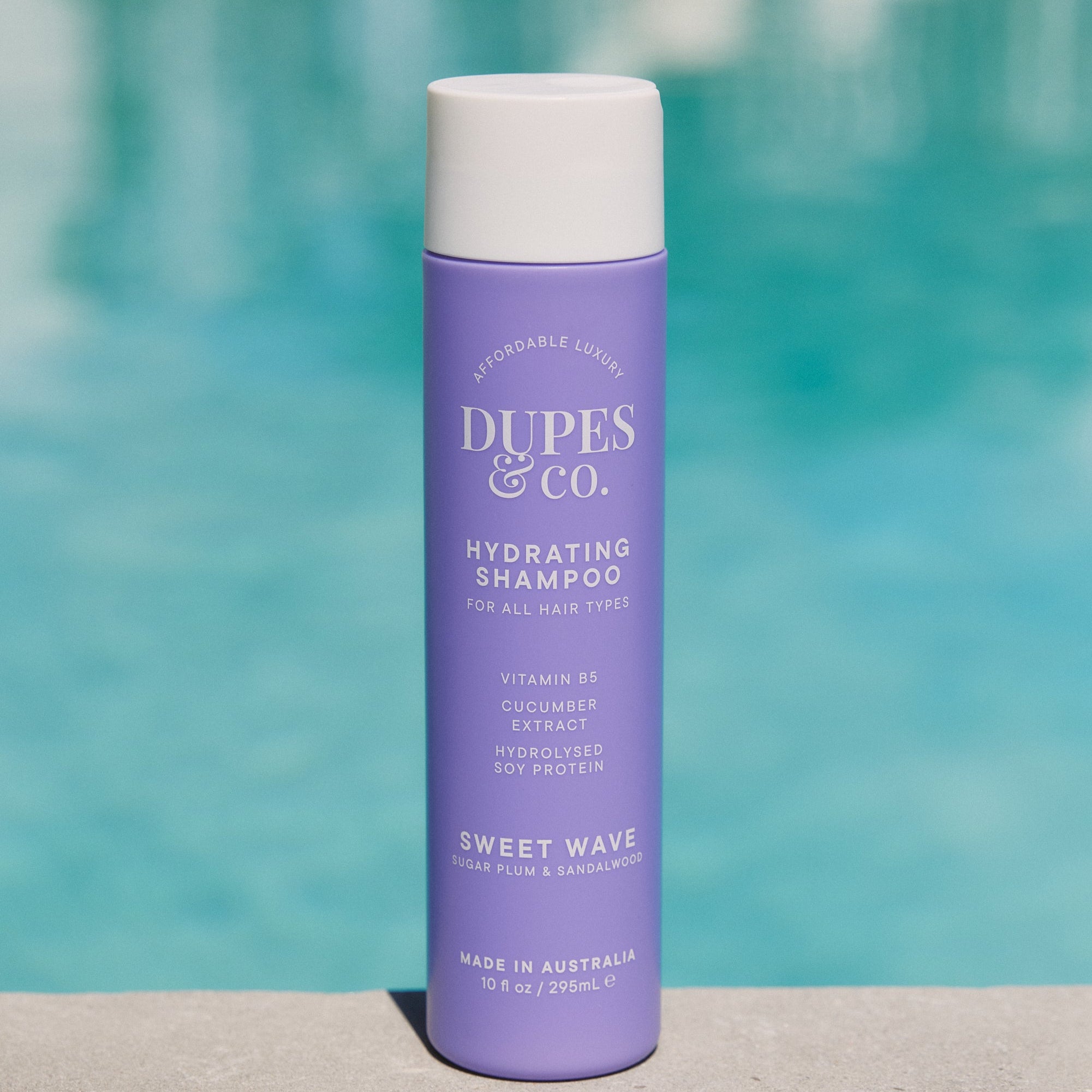 Dupes & Co Sweet Wave 10 fl oz Shampoo bottle front view