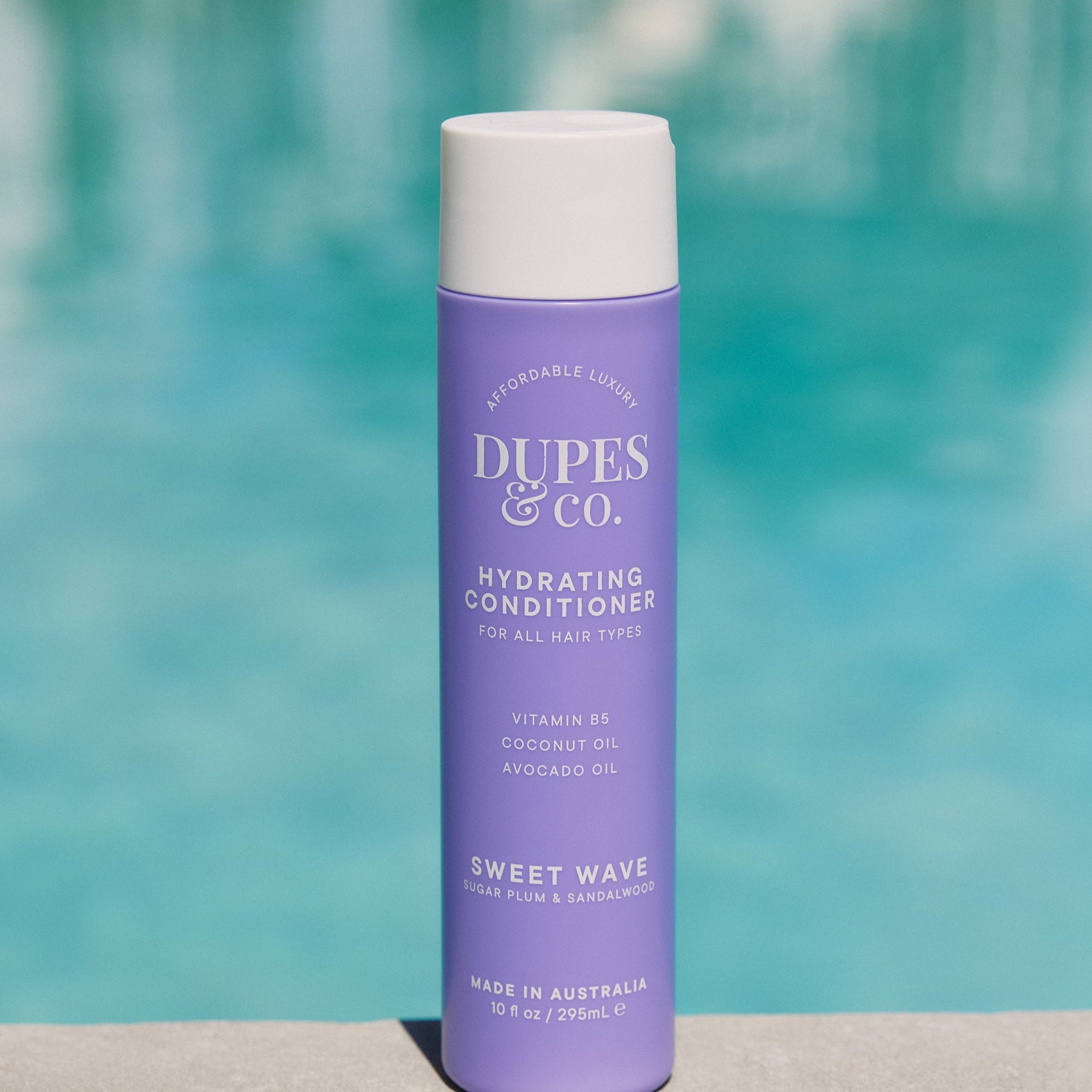Dupes & Co Sweet Wave 10 fl oz Conditioner bottle front view